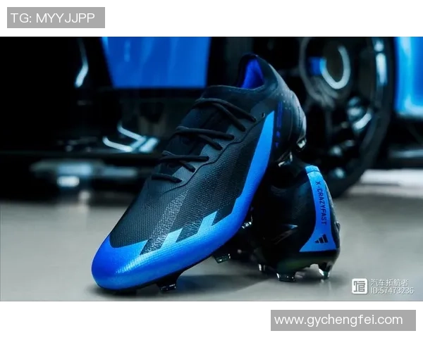 球星联名设计独特魅力 足球鞋品牌引领运动时尚新风潮